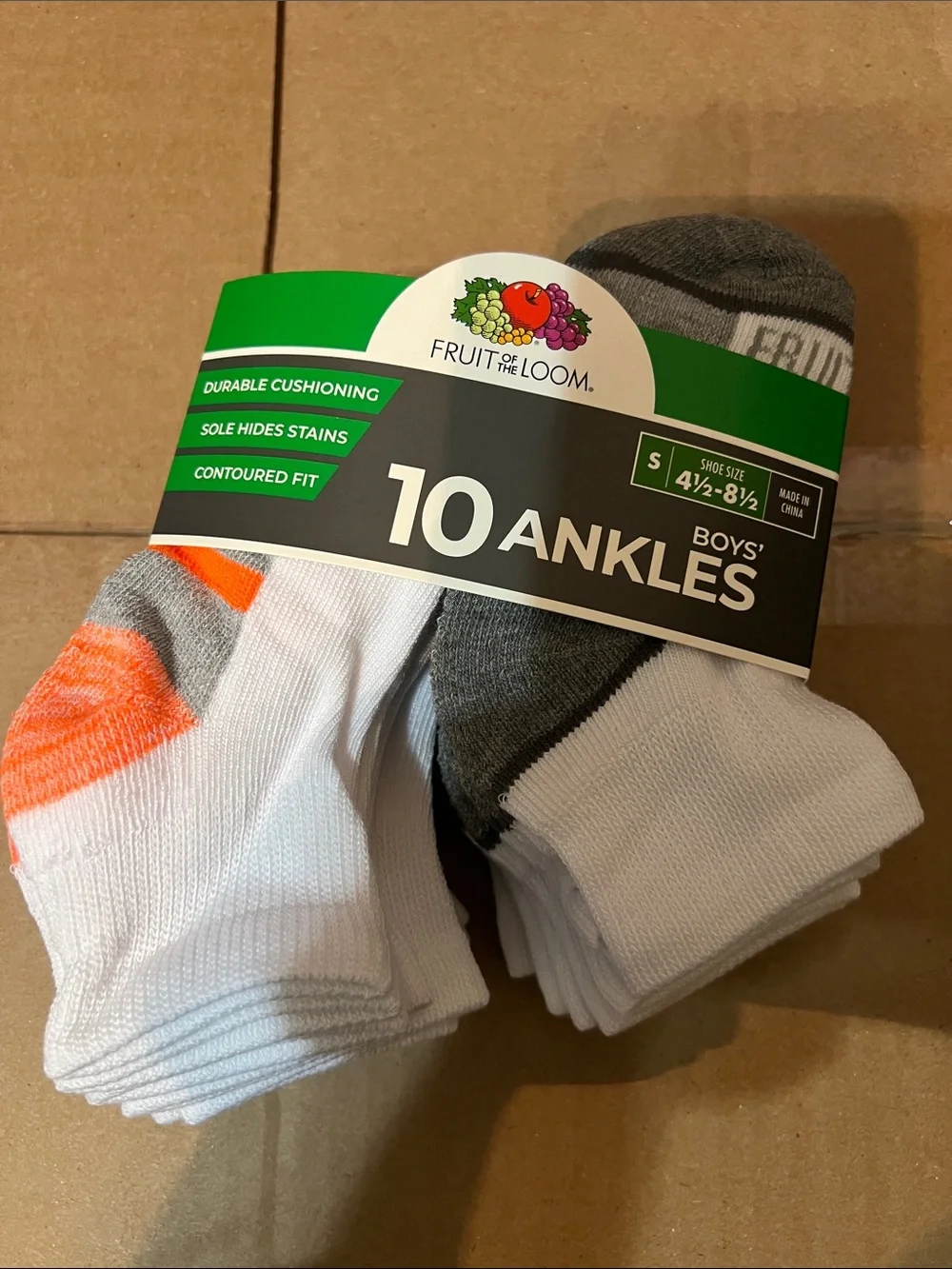 Fruit of the Loom Boys' 10-Pack Ankle Socks - White with Gray & Orange Accents